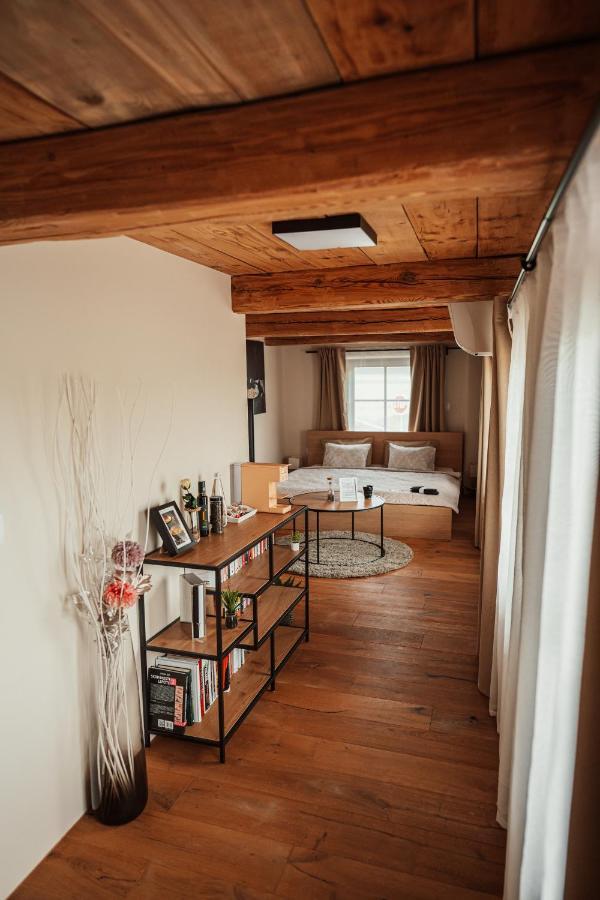 Kocbek Since 1929 Apartment Sveti Jurij ob Scavnici Екстериор снимка