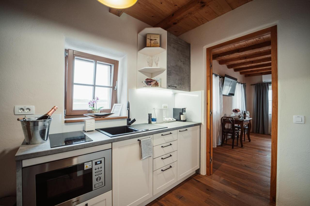 Kocbek Since 1929 Apartment Sveti Jurij ob Scavnici Екстериор снимка